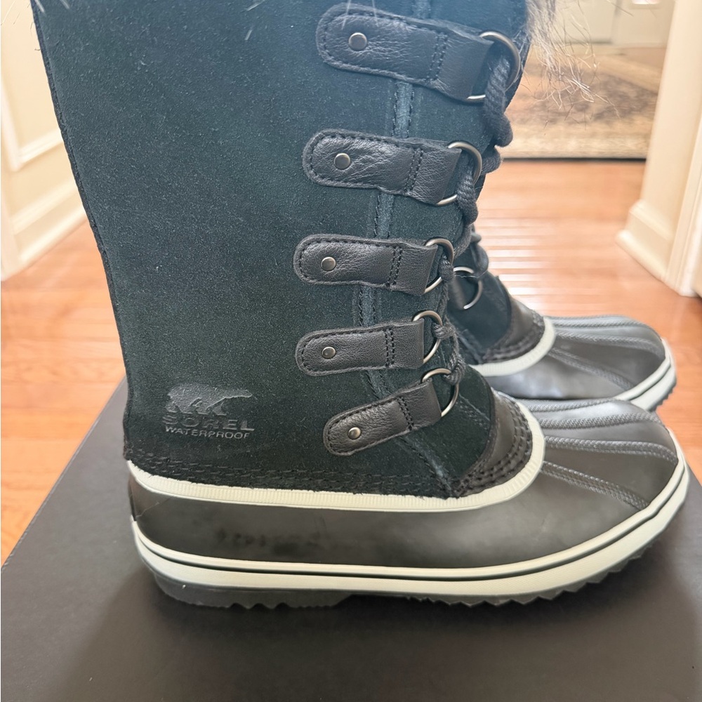 SOREL Joan of Arctic Waterproof Boot Women's Size 10 Black Quarry - Picture 8 of 13